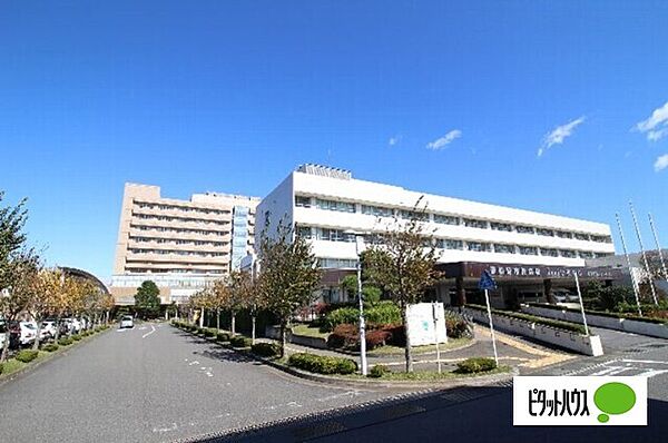 画像25:病院「伊勢崎市民病院まで1049m」