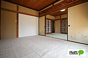 2階西側和室6帖