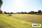 公園「あずま総合運動公園まで1093m」