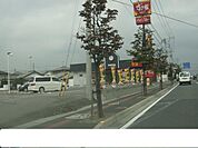 飲食店「すき家伊勢崎除ヶ町店まで769m」