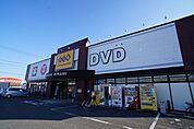 レンタルビデオ「ゲオ伊勢崎南店まで558m」