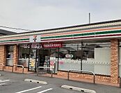 コンビニ「セブンイレブン伊勢崎連取町店まで823m」