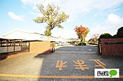 中学校「伊勢崎市立殖蓮中学校まで885m」