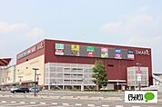 ドラッグストア 「マツモトキヨシスマーク伊勢崎店まで580m」