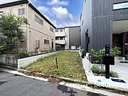 □現地土地□現況は更地になります！お引渡し期日はご相談下さい！敷地面積71.12m2(21.51坪)になり希望にあったお住まいの建築が可能です！