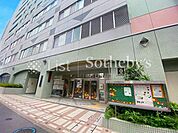 品川区立戸越台中学校 徒歩9分。学習・部活動・人間関係など、多くを学ぶ中学校。通学しやすい距離にあり、思春期の大切な時間を安心して過ごせる環境が整っています。 650m