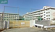 岡山市立芳明小学校 1096m