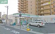 ファミリーマート野田一丁目店 25m