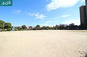 青江公園 807m