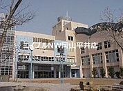 岡山市立操明小学校 542m