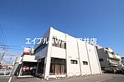 香川銀行岡山南支店 961m