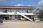 岡山市平井保育園 934m