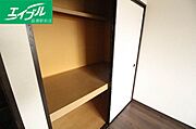 写真は同タイプのお部屋です