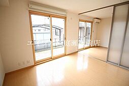 オリーブ 2階2LDKのリビング/ダイニング