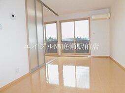 ソレイユ水江 3階1LDKのリビング/ダイニング