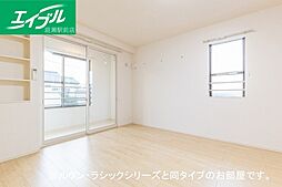 エムズガーデンＡ 2階ワンルームのリビング/ダイニング