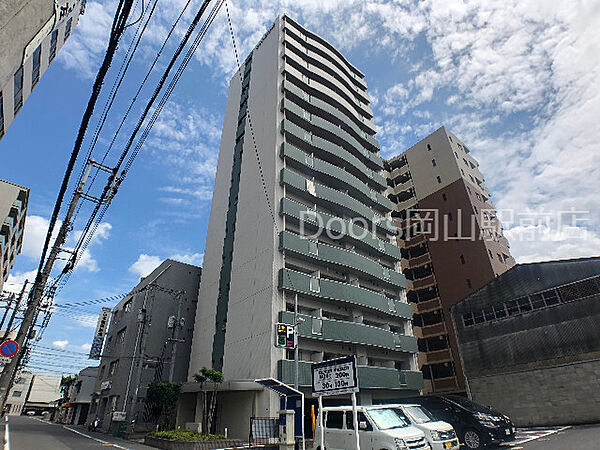 OWLSTYLE UCHISANGE ｜岡山県岡山市北区内山下1丁目(賃貸マンション2K・9階・35.05㎡)の写真 その1