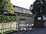 周辺：枚方市立香里小学校 徒歩9分。 700m