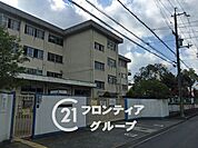 寝屋川市立楠根小学校 徒歩6分。 420m