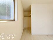 充実した収納スペースなので、お子様が大きくなって、荷物が増えてもたっぷり収納しておけますね