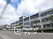 寝屋川市立第一中学校 徒歩9分。 660m