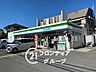 周辺：ファミリーマート交野私部店 徒歩9分。 650m