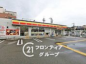 デイリーヤマザキ寝屋川八坂町店 徒歩6分。 470m