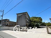 交野市立第三中学校 徒歩15分。 1170m