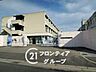 周辺：枚方市立伊加賀小学校 徒歩12分。 910m