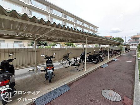 写真だけではわからない採光・広さ・周辺環境の実感は、実際に足を運んでみることが一番です。ご見学はいつでもご予約いただけます