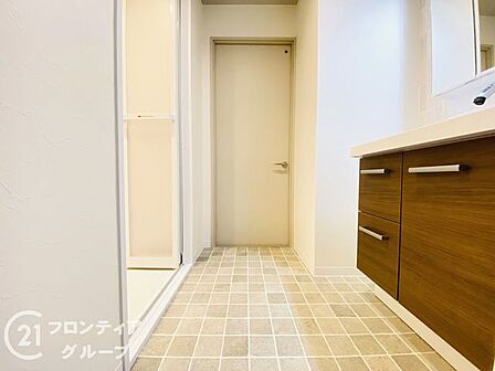 物件から受けた印象や、周辺の生活環境への疑問まで、気になることを何でも話してみてください。暮らしのイメージを一緒に整理していきましょう