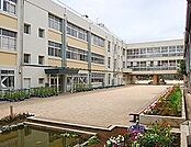 小学校「新座市立東野小学校まで650m」