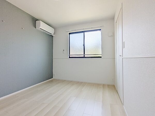 apartment 栃木県小山市東城南４丁目28-3　関口ビル1階