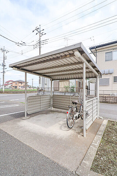 apartment 栃木県小山市東城南４丁目28-3　関口ビル1階