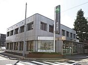 栃木銀行小金井支店 322m