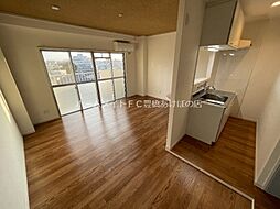 やまやの森 5階ワンルームのリビング/ダイニング