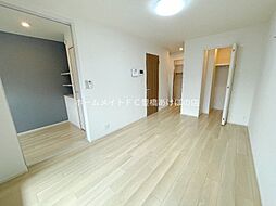 ヒカルサ豊橋東田町II 2階1LDKのリビング/ダイニング