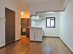 パラッツォJ＆I　21 2階1LDKのリビング/ダイニング