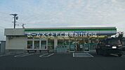 ファミリーマート豊橋原町店 591m