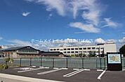 豊橋市立前芝中学校 1122m
