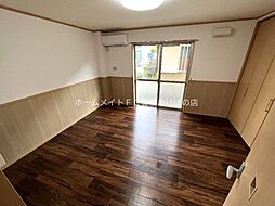 ライフイン・ビー・サークル 1階1Kのリビング/ダイニング