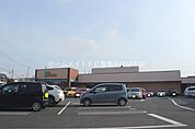 ドミーつつじが丘店 397m