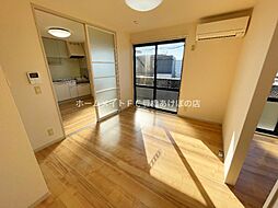 ディアス若宮　A棟 2階3DKのリビング/ダイニング