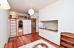 セザンヌ牧野 1階ワンルームのリビング/ダイニング