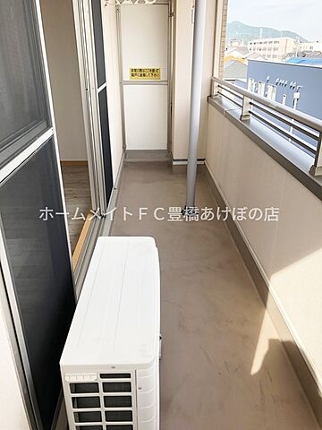 バルコニー