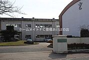 田原市立童浦小学校 2059m