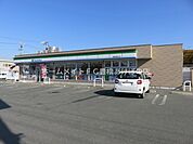 ファミリーマート豊橋瓜郷前川店 593m