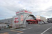 コジマ×ビックカメラ豊橋店 732m