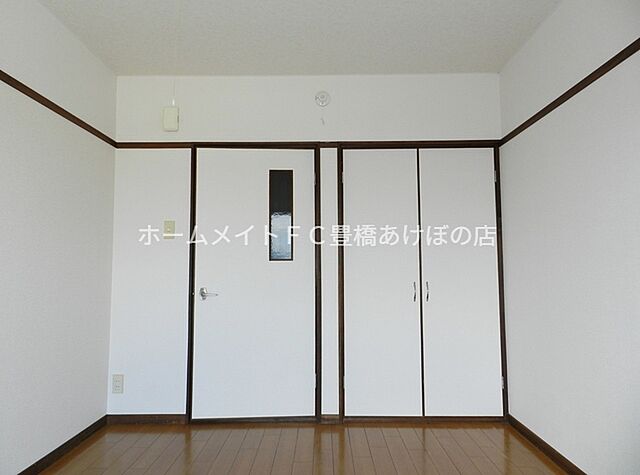 寝室