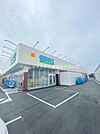 ゲンキー牧野店 632m